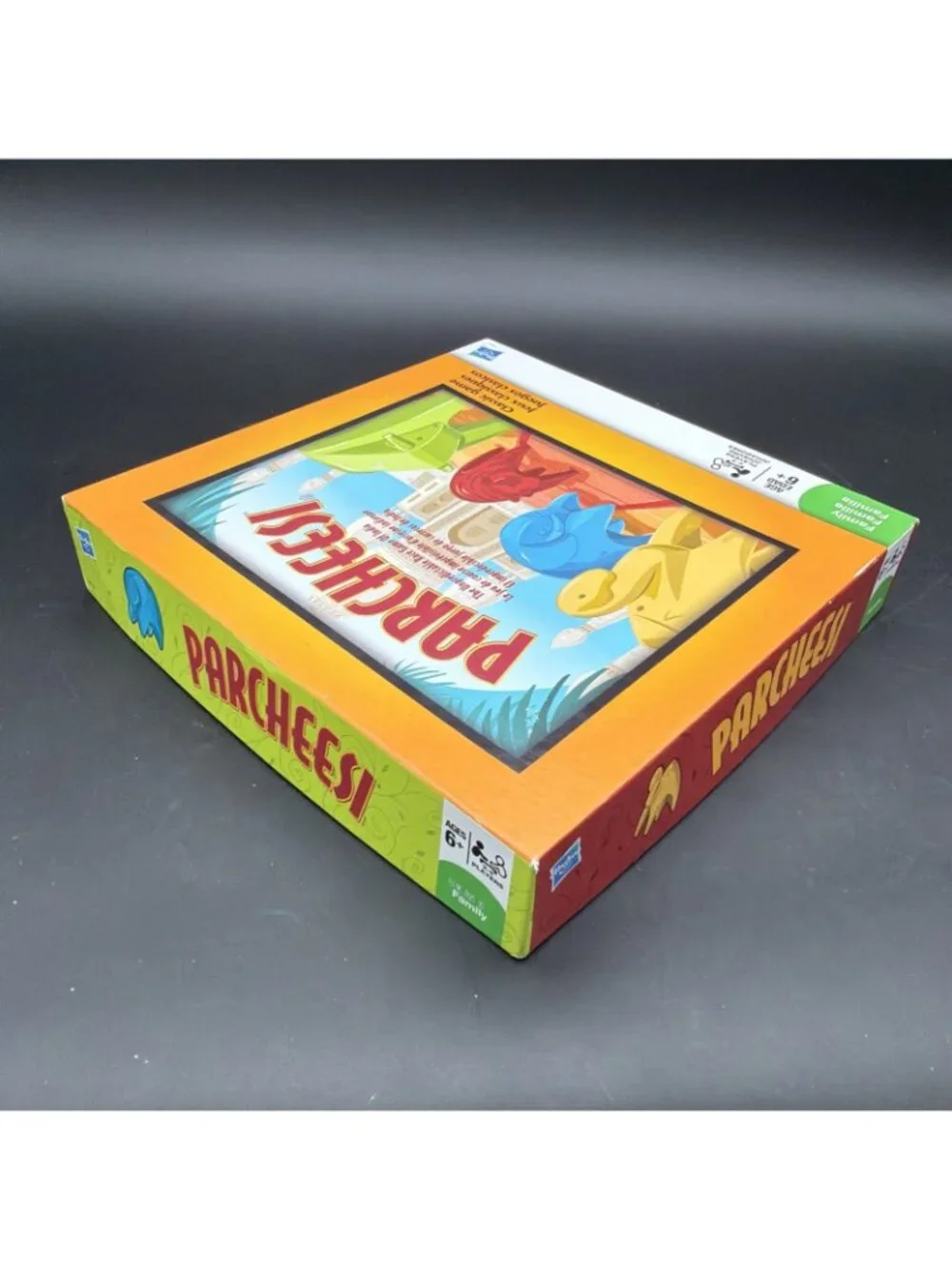 Parcheesi with Plastic Animal Figures COMPLETE Hasbro 2009 Pachisi Classi